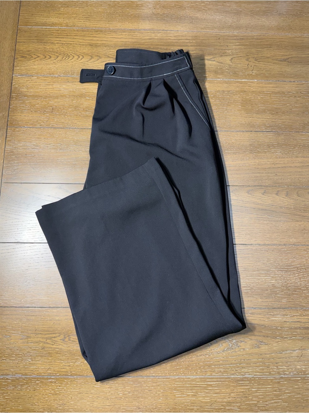 ASOS DESIGN Black High-Waist Wide Leg Trousers with Contrast Stitching size 8